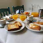 Acebos فندق