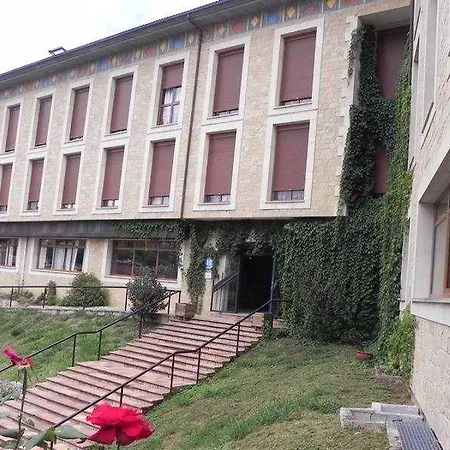 Acebos Hotel