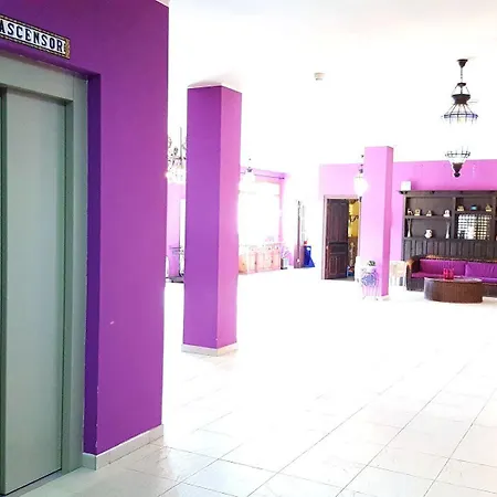 فندق Acebos 3*