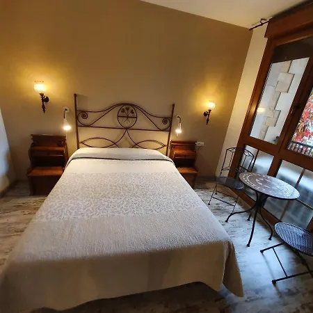 Acebos Hotel